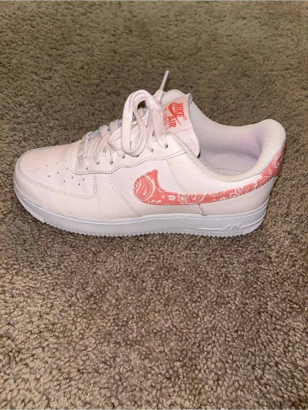 Nike Air Force 1 Low '07 White and Paisley Pink Women’s Size 8